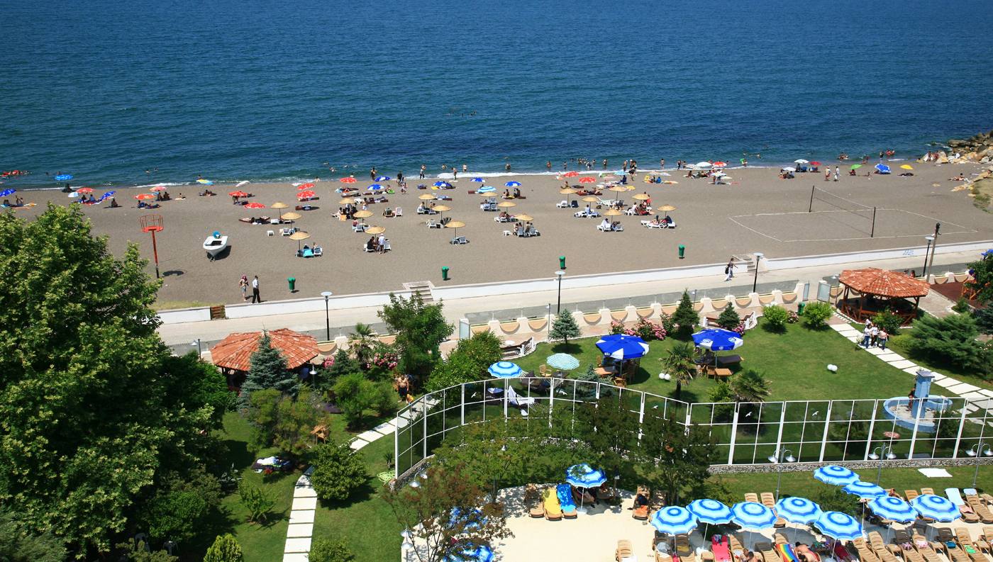 Otel plaj alanı